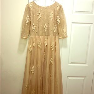 Women’s Floor Length Gown